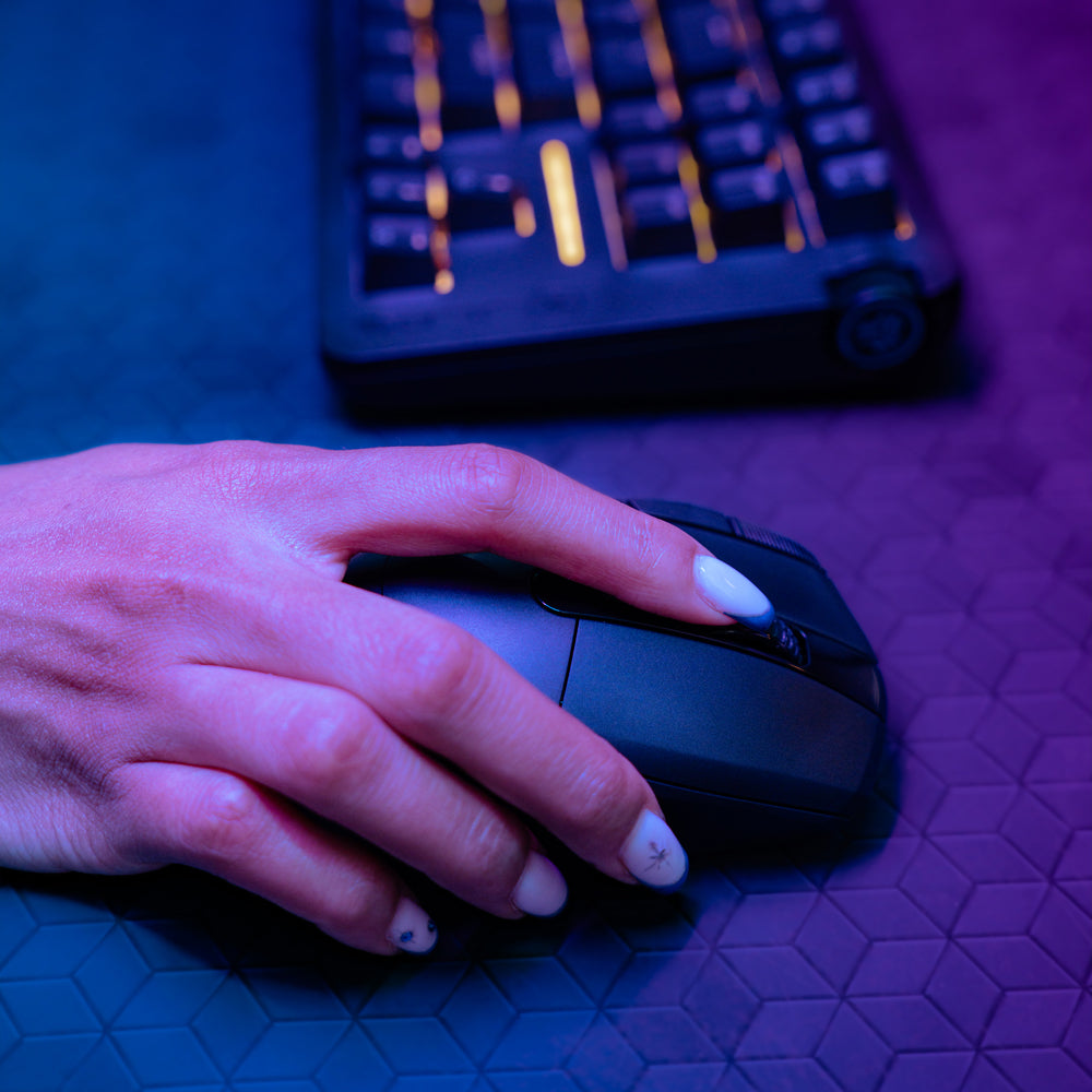 Midnight Wireless Gaming Mouse Black