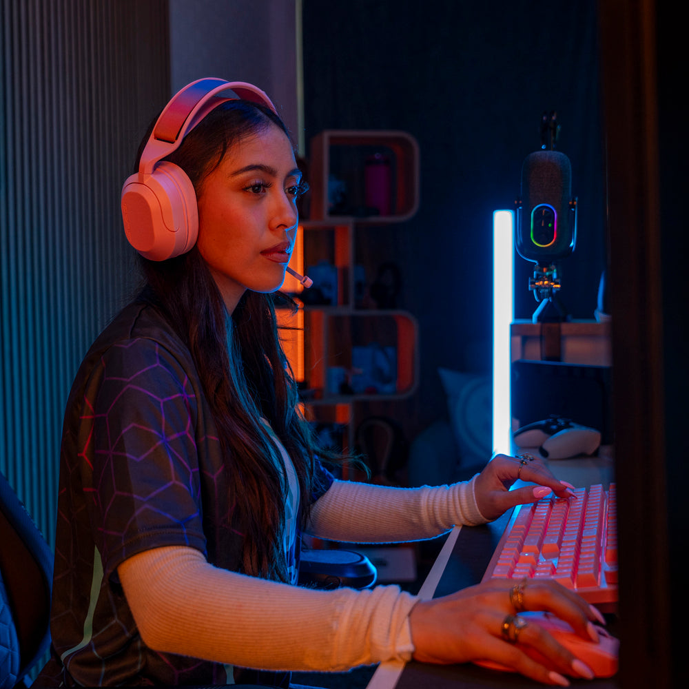 Nightfall Wireless Gaming Headset Pink